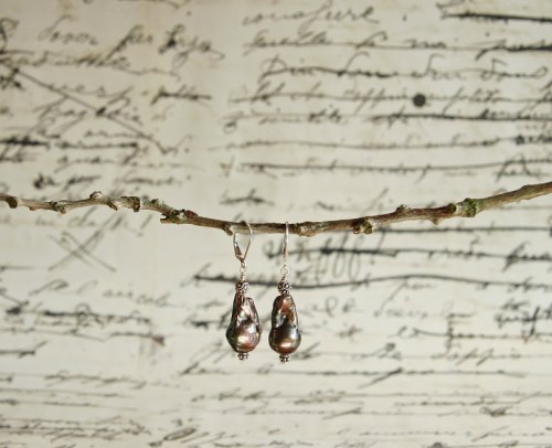 ACD-Ear-BaroquePearlDark